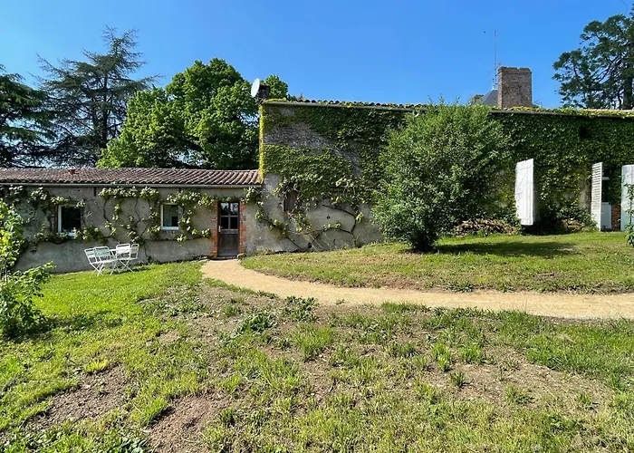 De La Rochejaquelein * Saint-Fulgent